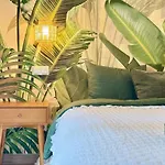 Apartment Boho Riviera, Near Nikki Beach