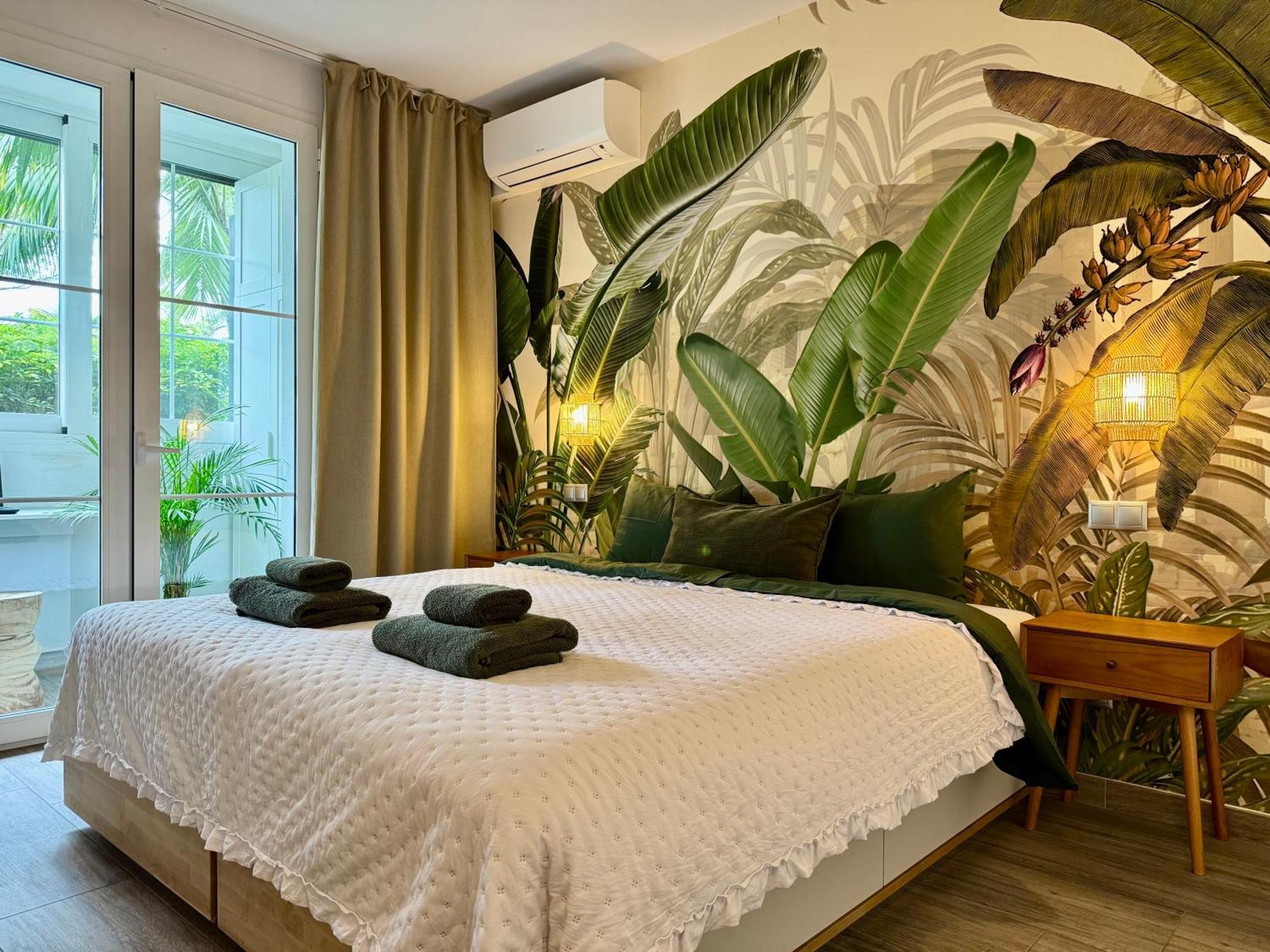 Apartemen Boho Riviera, Near Nikki *